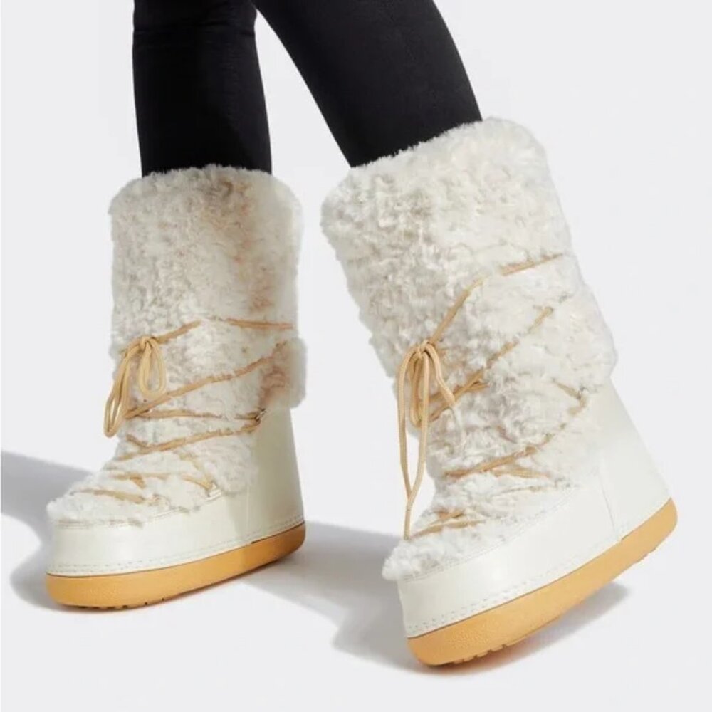*NEW* ShoeDazzle Reese Faux Curlicue Shearling Fur Space Boot Cold Weather Boots
